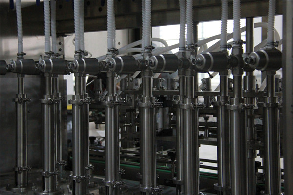 Linjär vätskepåfyllningsmaskin med hög kapacitet sås